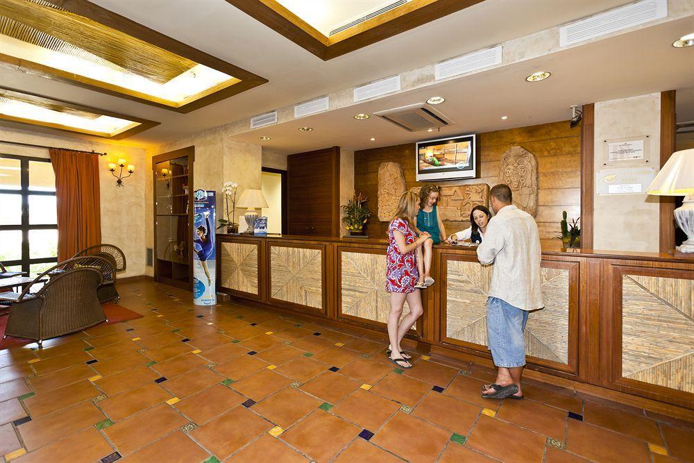 Vila Seca Hotel Roulette מראה חיצוני תמונה